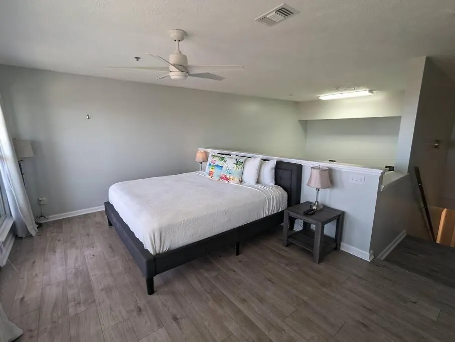 Gulf Views From Your 2 Private Balconies! Panama City Beach Apartment